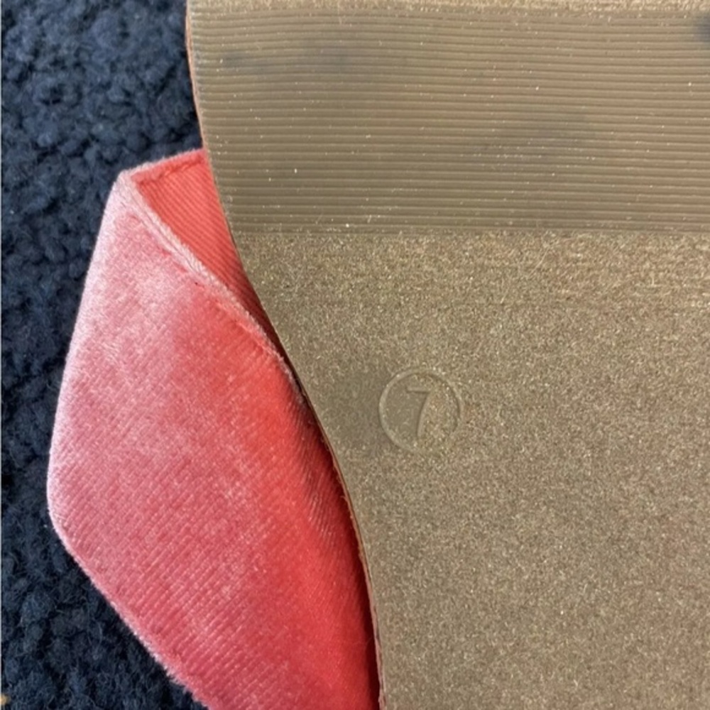 GAP Slides NWT VELVET CRISS CROSS Sz 7 Fabric Pink Womens Sandals Shoes summer‎ - Picture 7 of 9